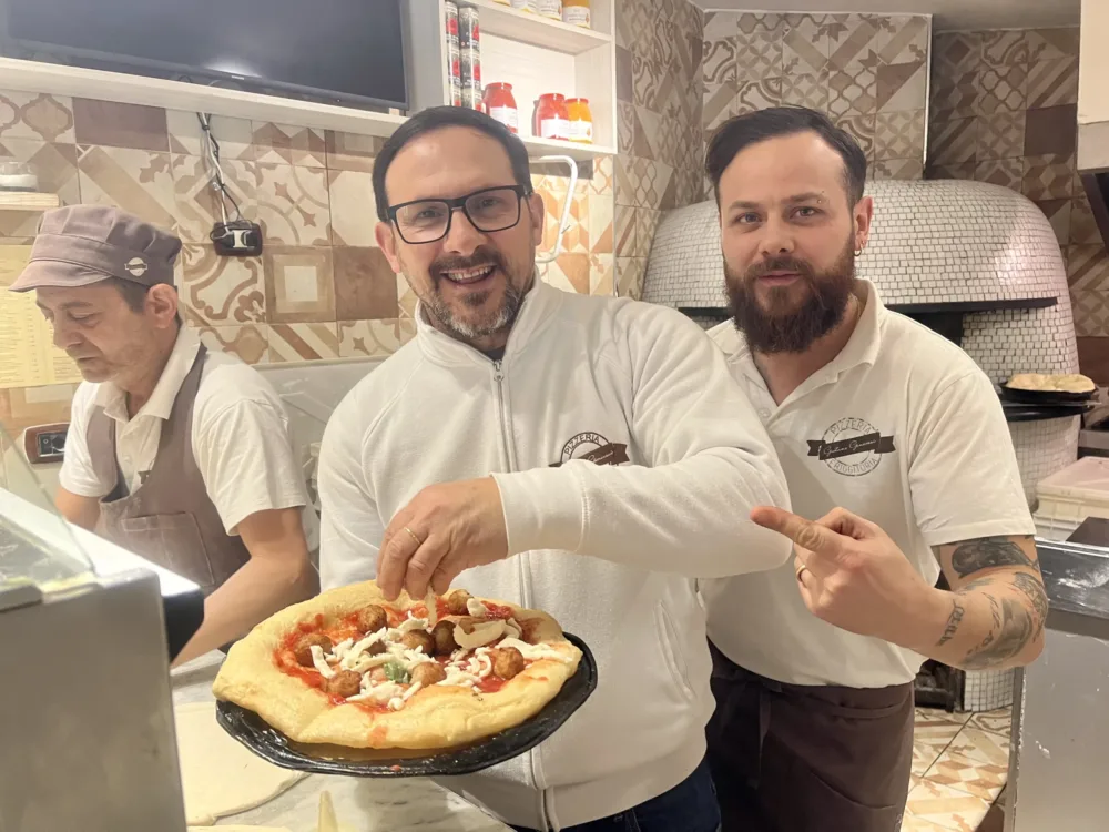 Pizzeria Gaetano Genovesi - Gaetano Genovesi ed il figlio Checco
