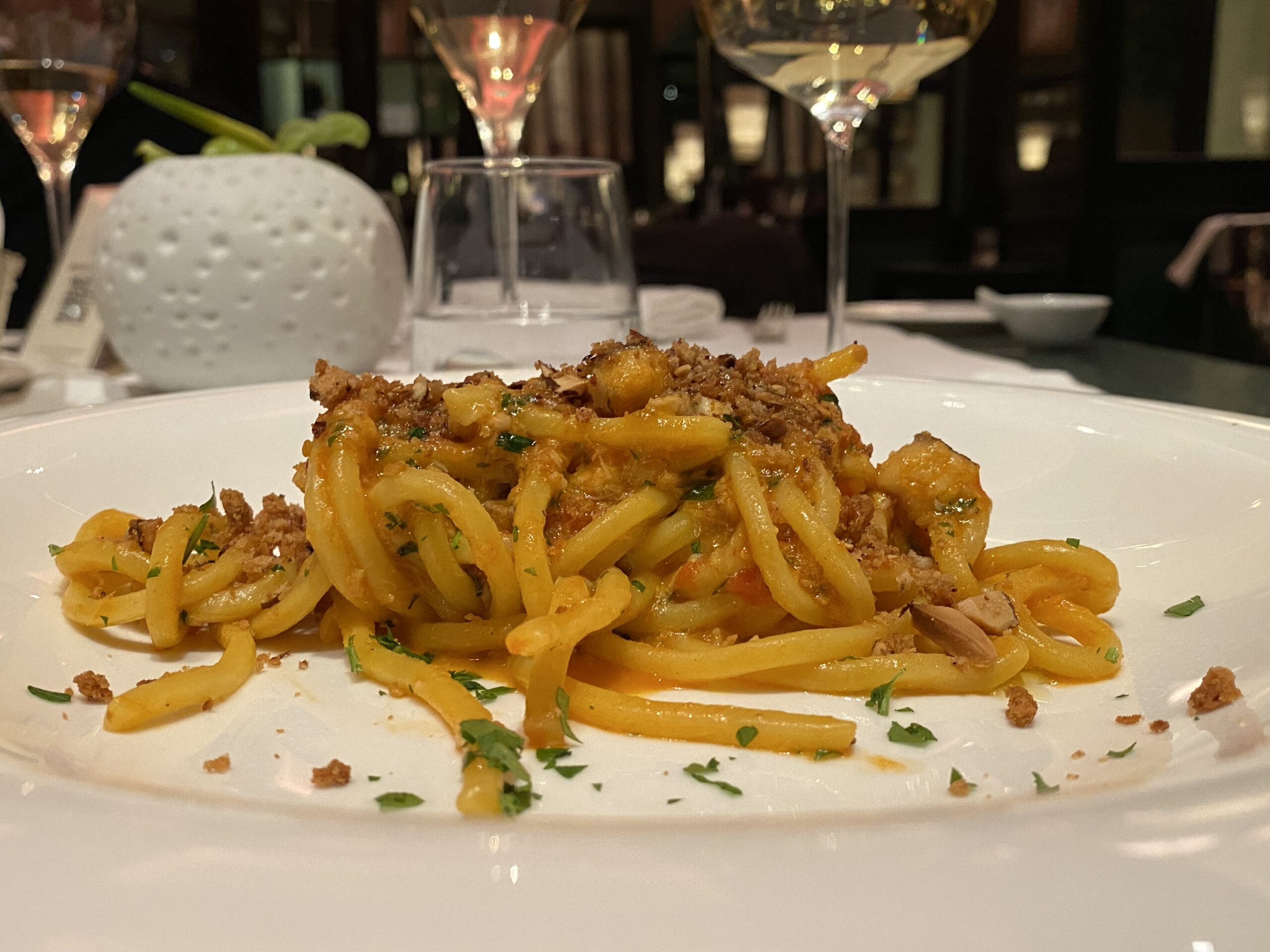 onnarello-Pastificio-Secondi-al-ragu-di-gallinella-limone-e-tarallo-napoletano