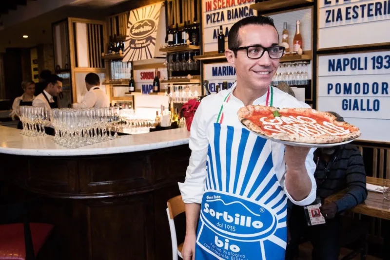 Il pizzaiolo napoletano Gino Soirbillo