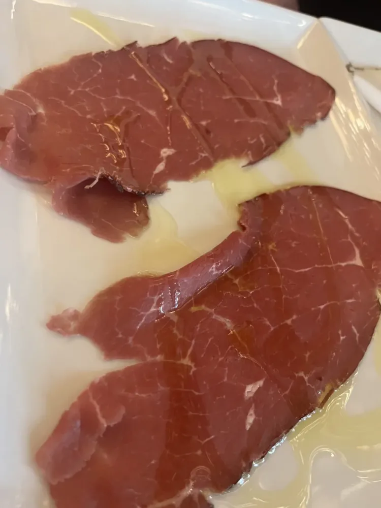 Macelleria e braceria Calabrese - carpaccio di marchigiana