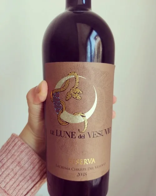 Nanninella, Lacryma Christi Rosso del Vesuvio Vesbius Riserva 2018 delle Lune del Vesuvio