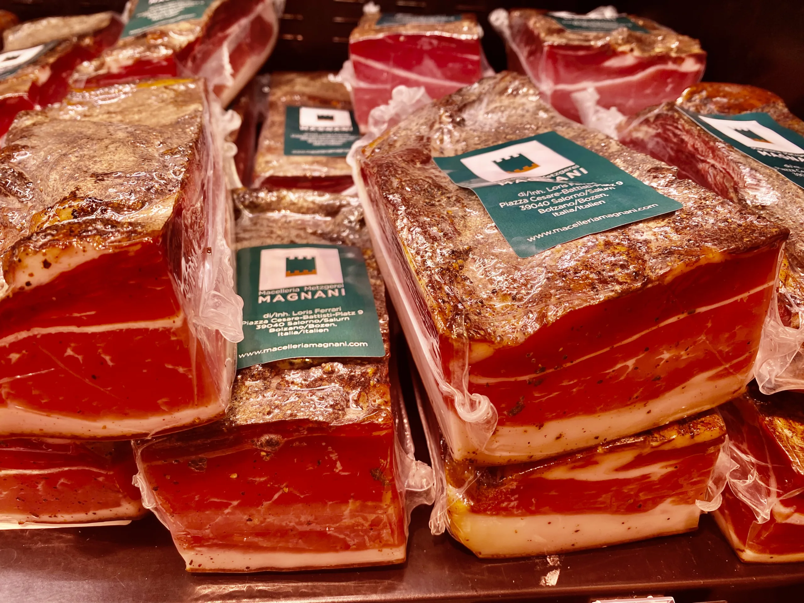 Speck-di-diversa-pezzatura