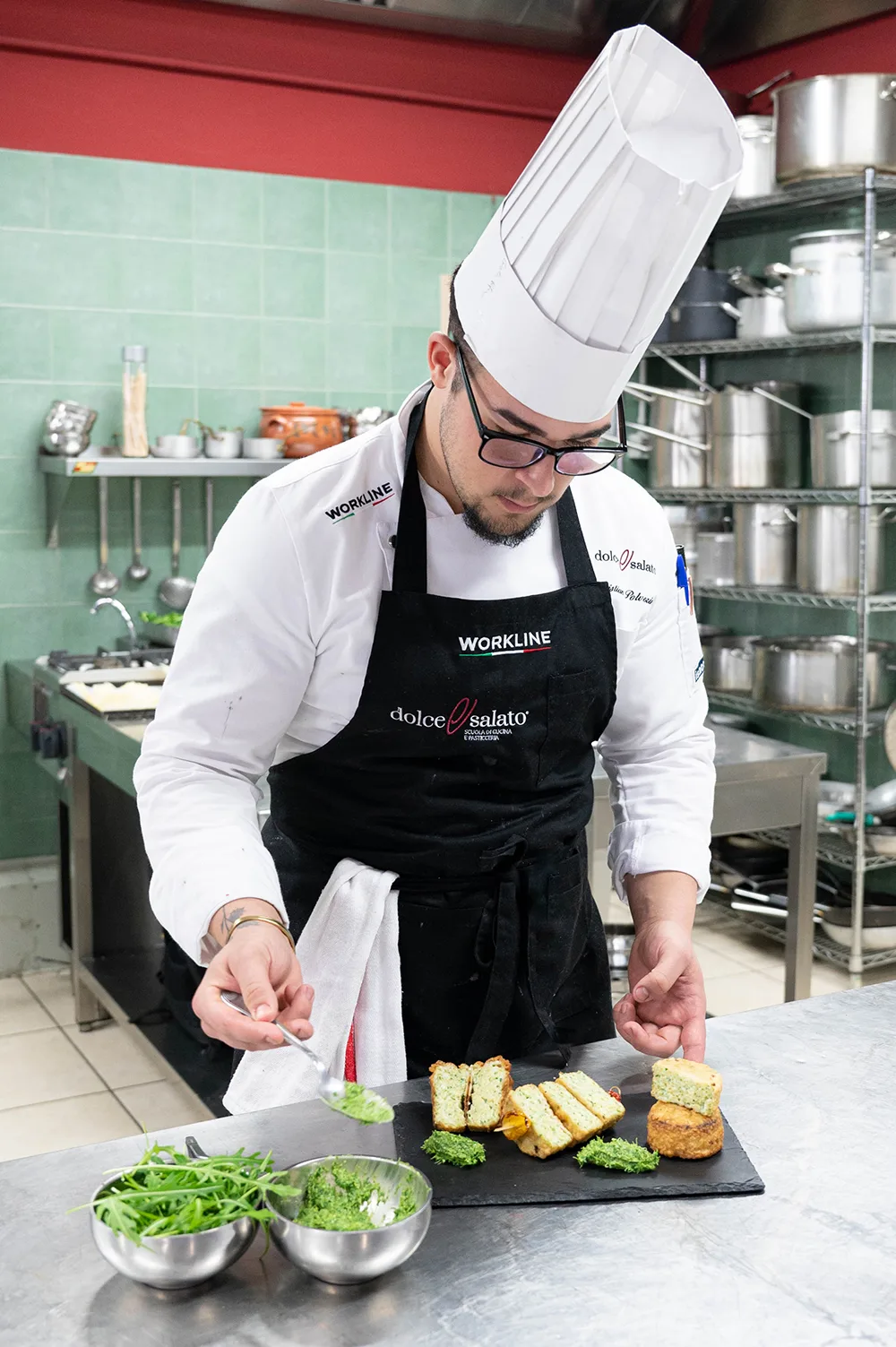 Frittata di Bucatini, rucola e parmigiano