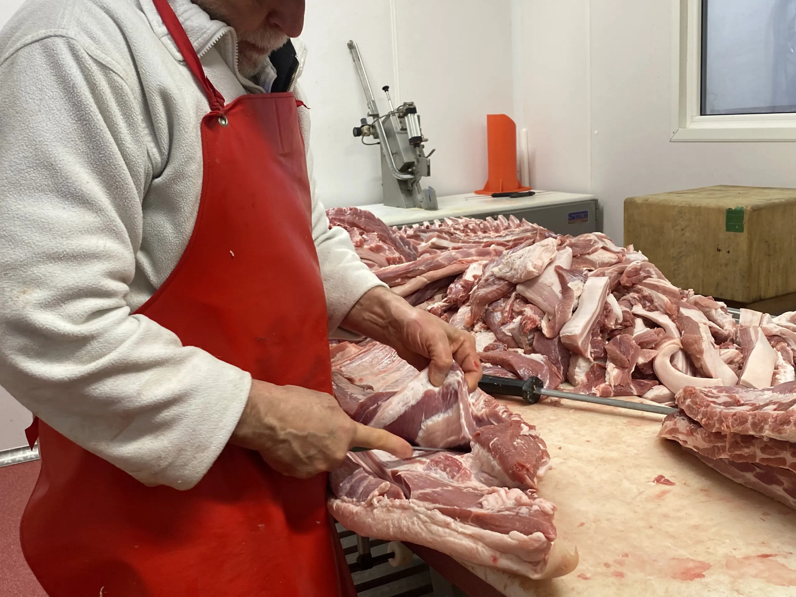 lavorazione-dello-speck-