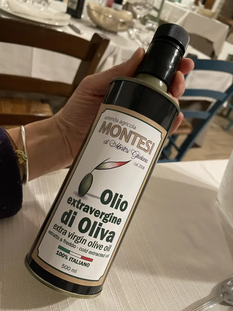 Dieci Sedie - olio