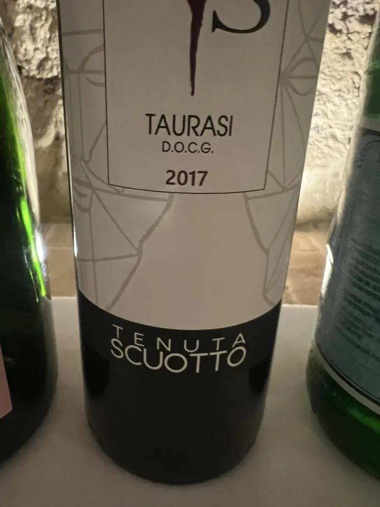 Taurasi 2017 Tenuta Scuotto