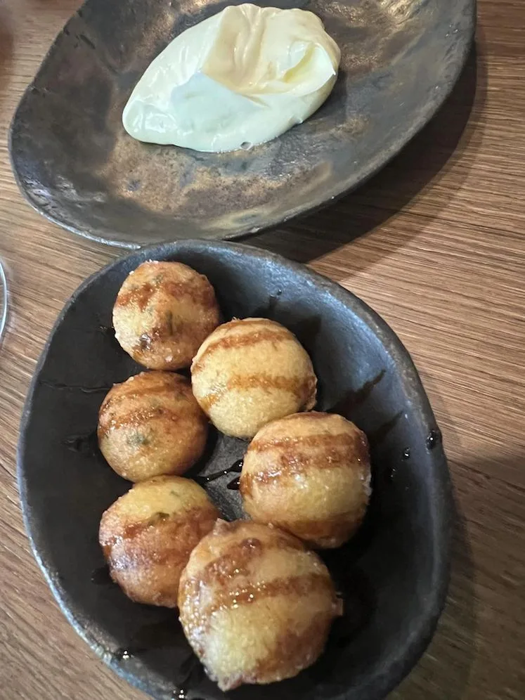 4 Hotel El Palace Barcelona - Bon bon di baccala’ e burro salato fuso