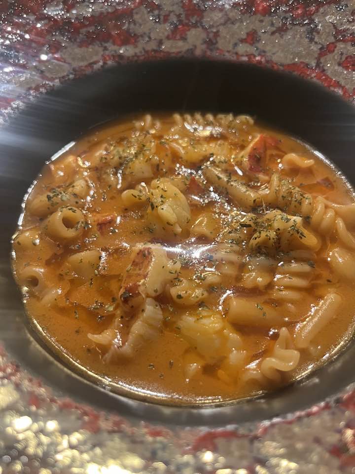 Cetaria - pasta mista astice affumicato nduja e origano