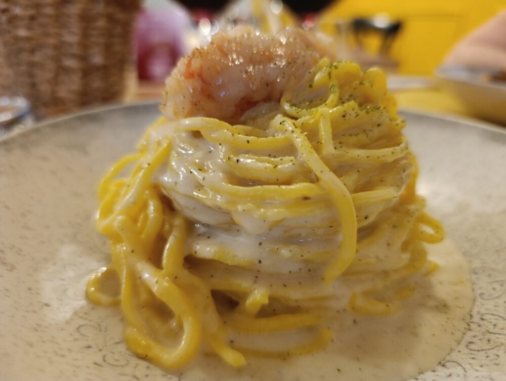 Il Tonnarello Cacio e Pepe con Tartare di Scampo