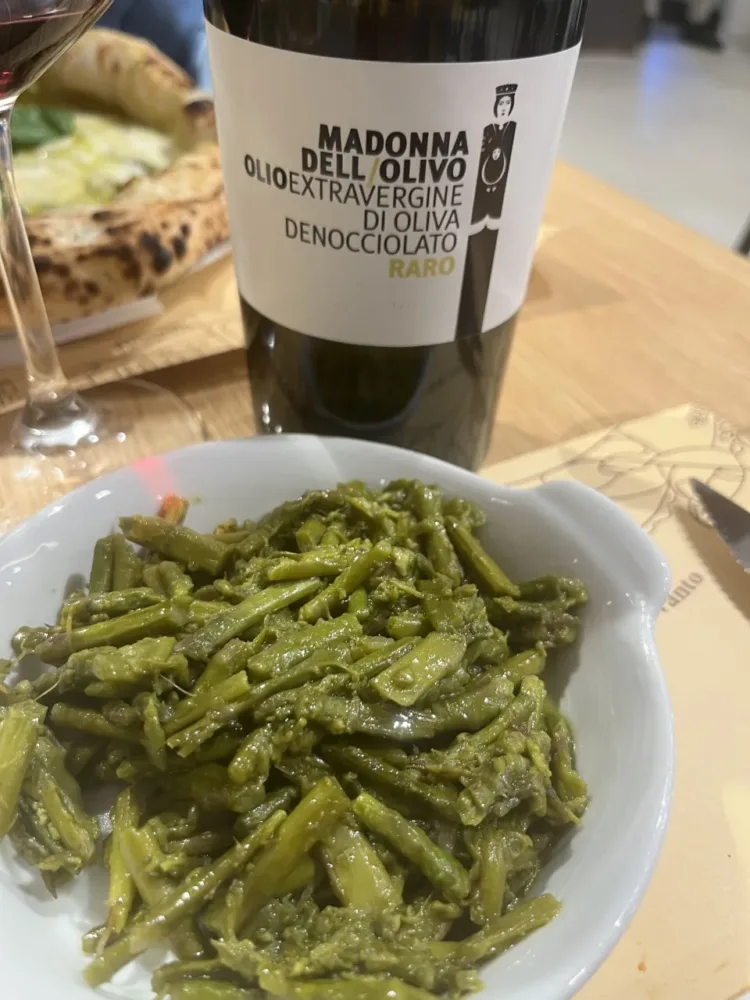 La Ruota - olio Madonna dell'ulivo e asparagi