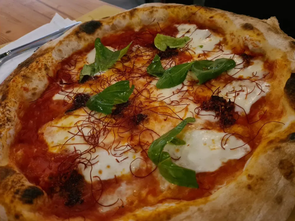 NASTI EAT - San Marzano, soppressata, nduja, fili di peperoncino, fior di latte