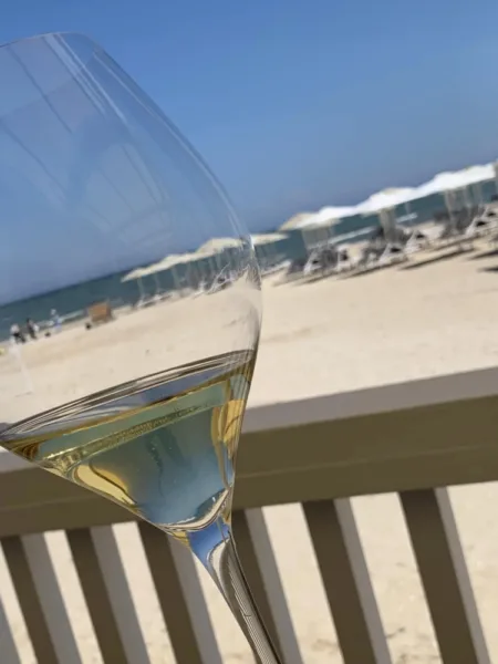 Uliassi a Senigallia, brindisi al mare