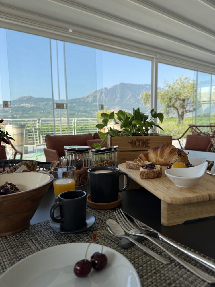 Colazione - Ocone Taburno Wine County