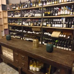 Golden Wine etichette