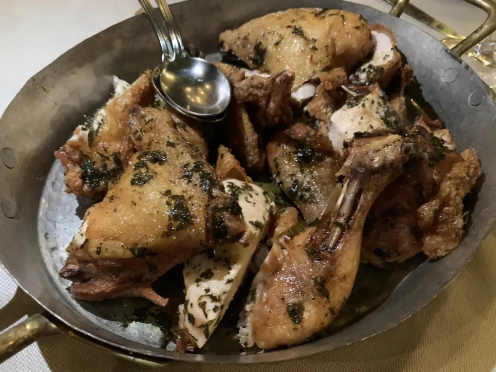 Villa Rosa di Nonna Rosa, il pollo fritto secondo Peppe Guida