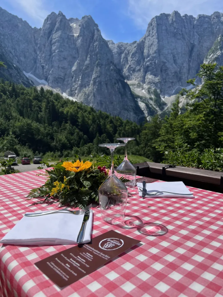 La tavola gourmet al Rifugio Zacchi