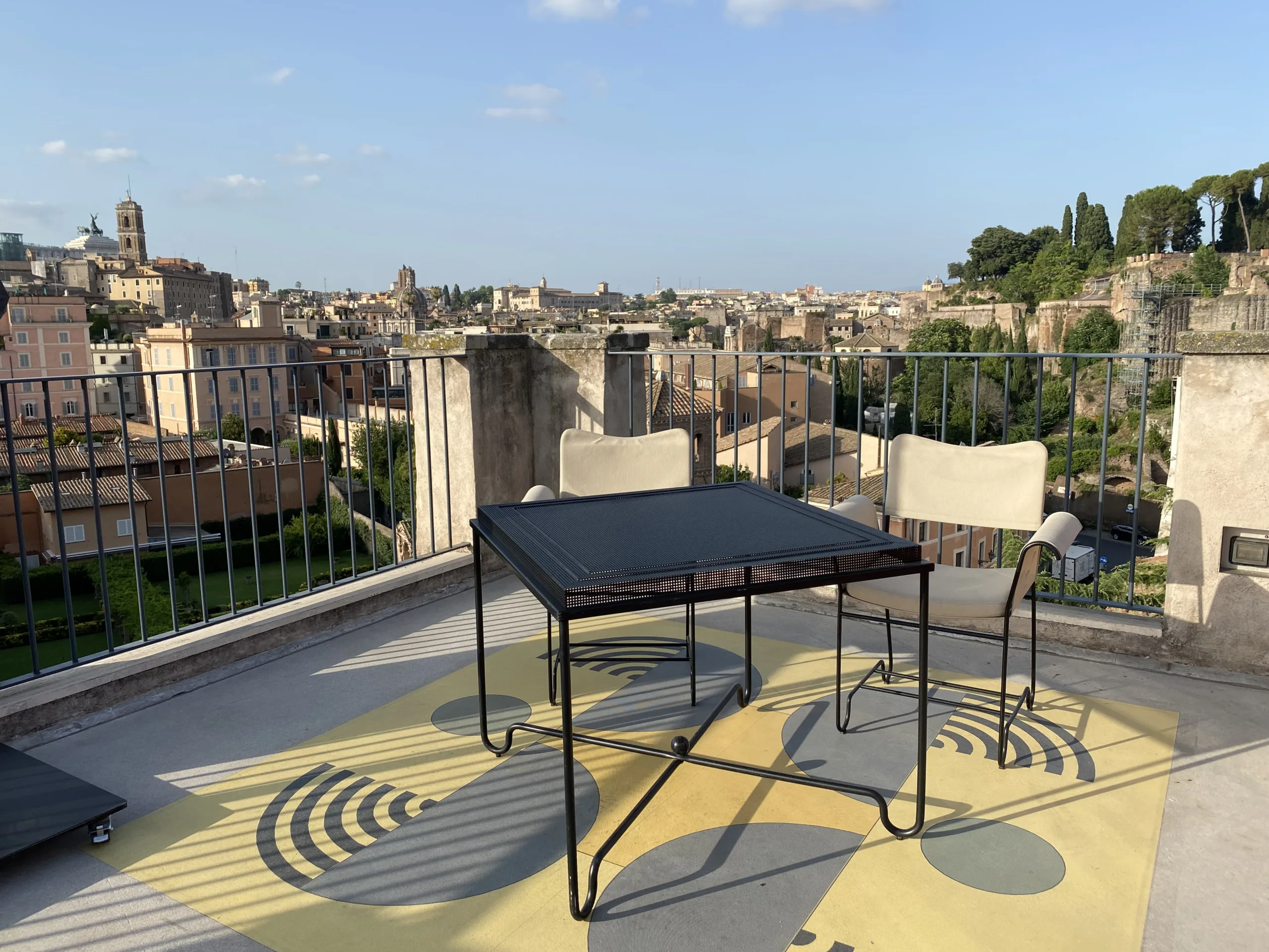 Panorama-Rhinoceros-Le-Restau-RoofBar