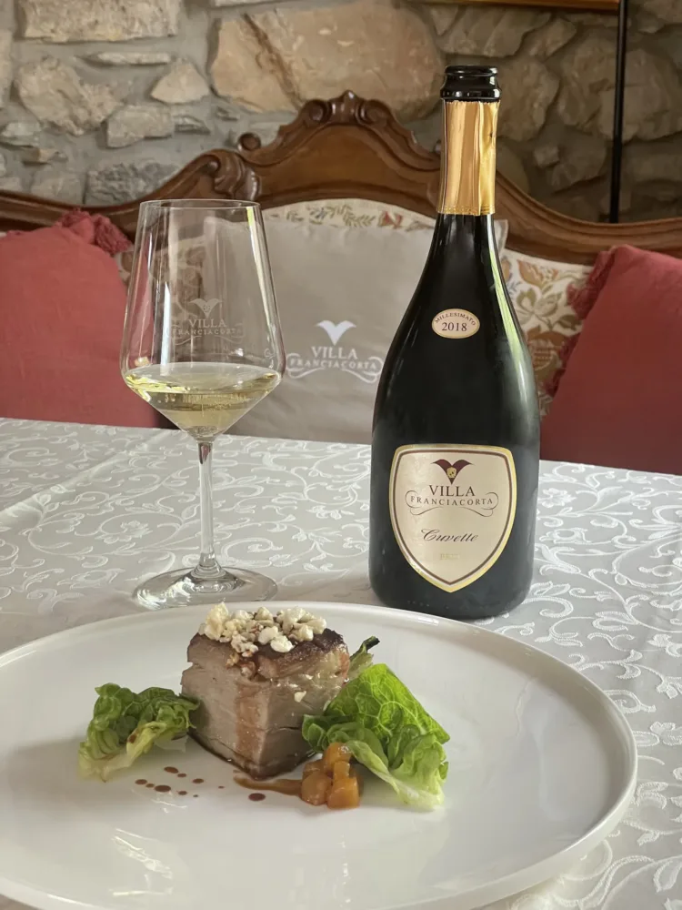 Villa Franciacorta, Cuvette e secreto iberico