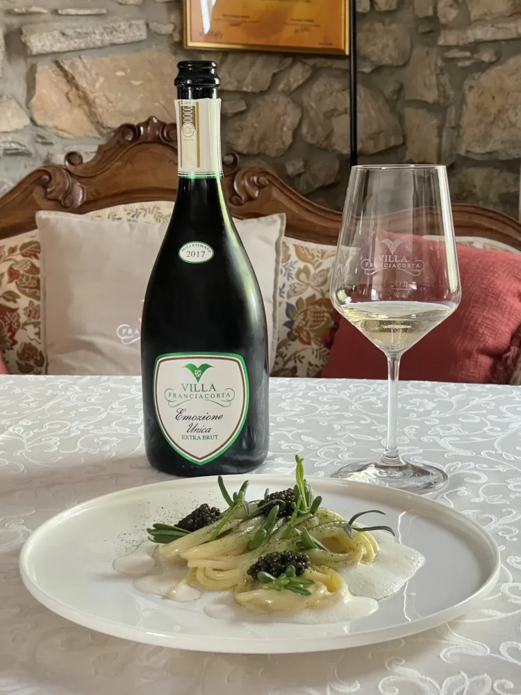 Villa Franciacorta, spaghetto al caviale e Emozione UNica