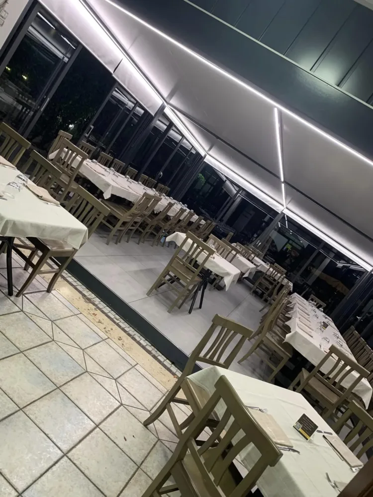 Pizzeria Dai Gemelli, la nuova sala verandata