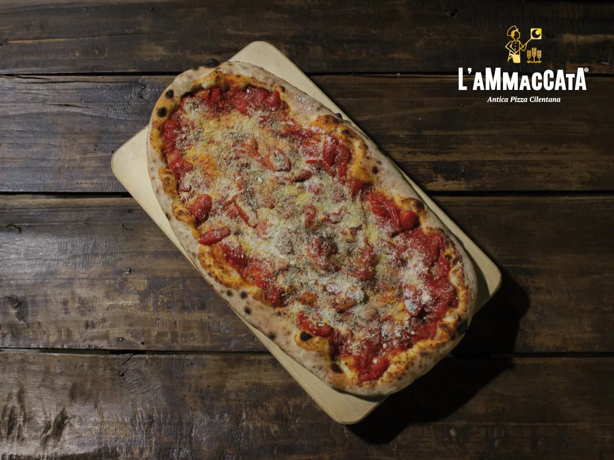 Pizza della settimana ”Ammaccata”, l’antica pizza cilentana di
