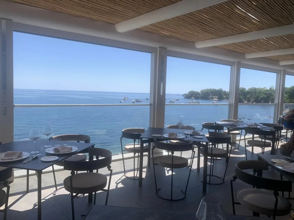 Da Carmine a Ogliastro Marina, la veranda sul mare