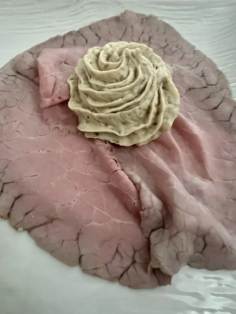 Violetta, vitello tonnato