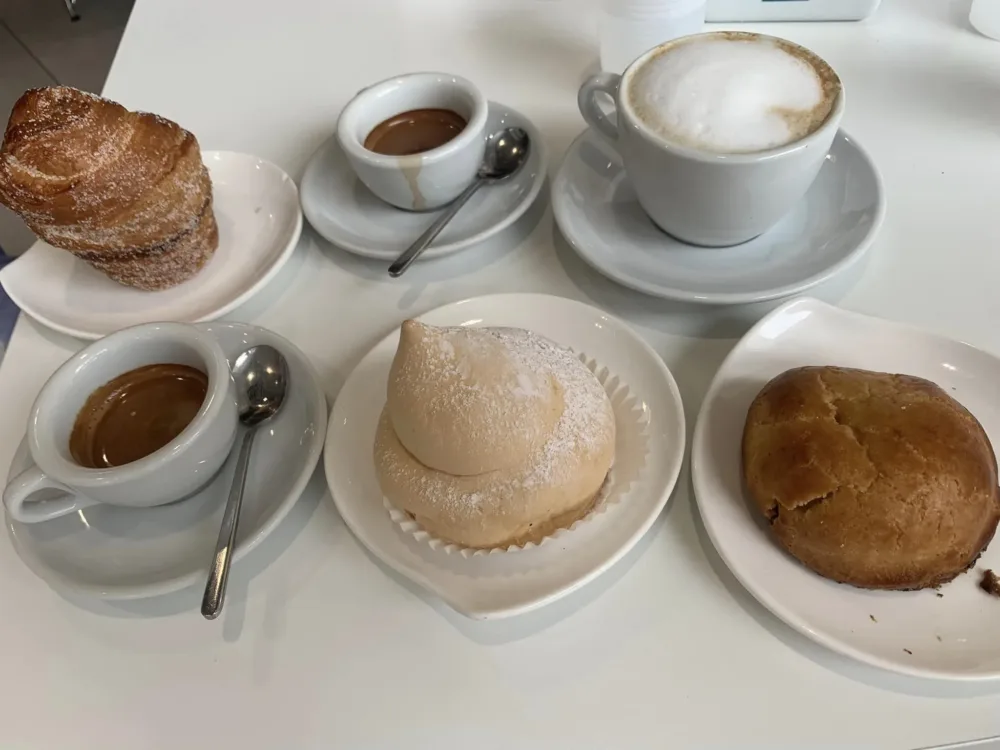  Pasticceria Estasi a Salerno