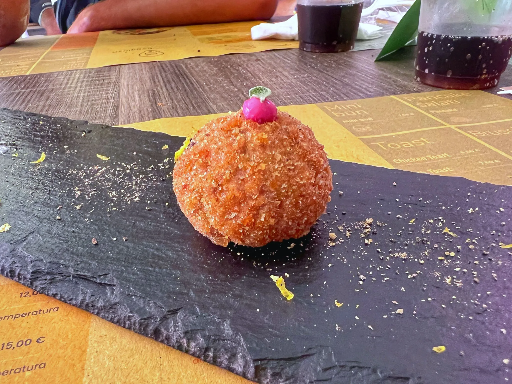 la polpetta di tonno fresco