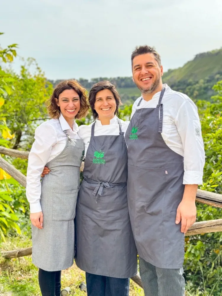 Gabriella Barbati e il suo staff -Masseria Sardo