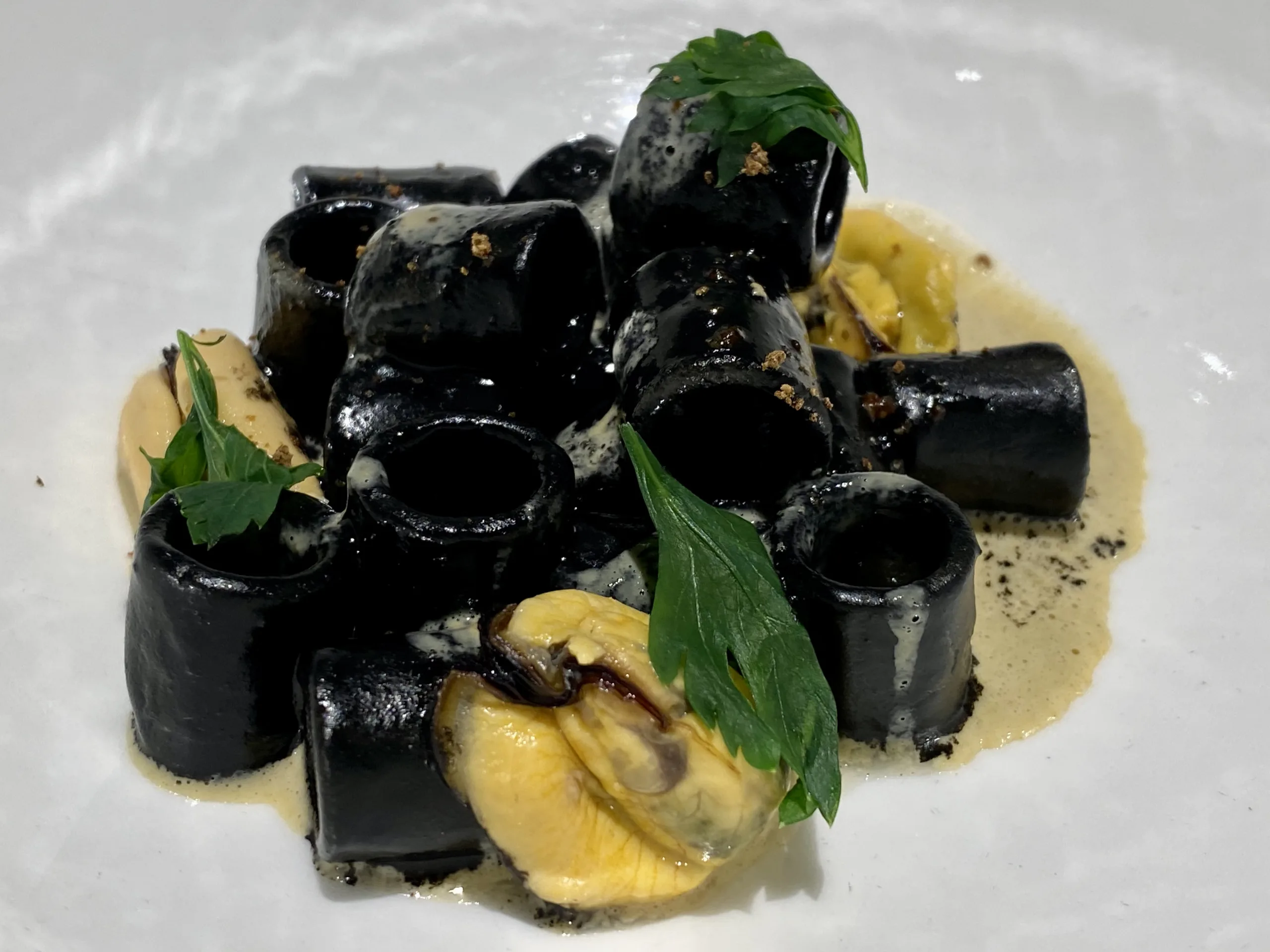 Impe_pasta-Emulsione-di-cozze-pepe-tostato-e-limone-nero