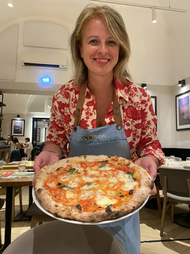 La scrivente con la sua margherita