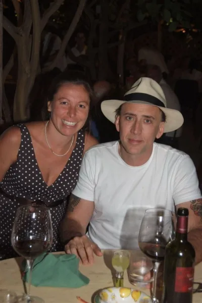 Nicolas Cage con Michela titolare del ristorante da Paolino