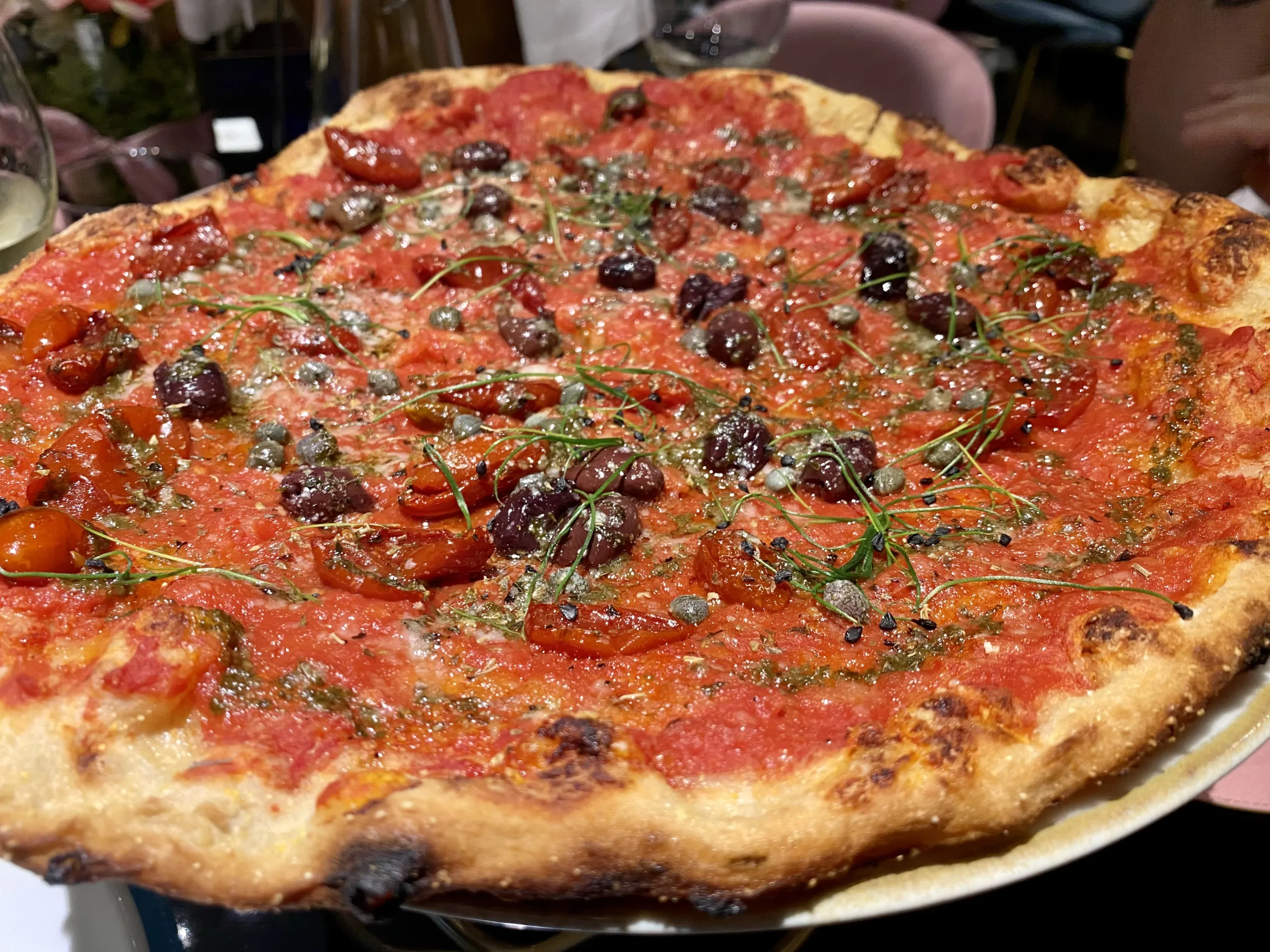 Pizza-Mattarello-Pizzeria-Tavolo-Riservato