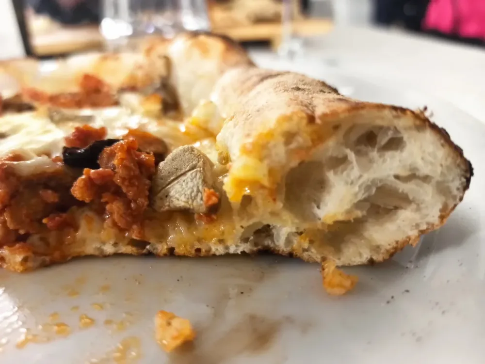 Pizzeria Lady Anna by Guappa - Il Cornicione della Pizza