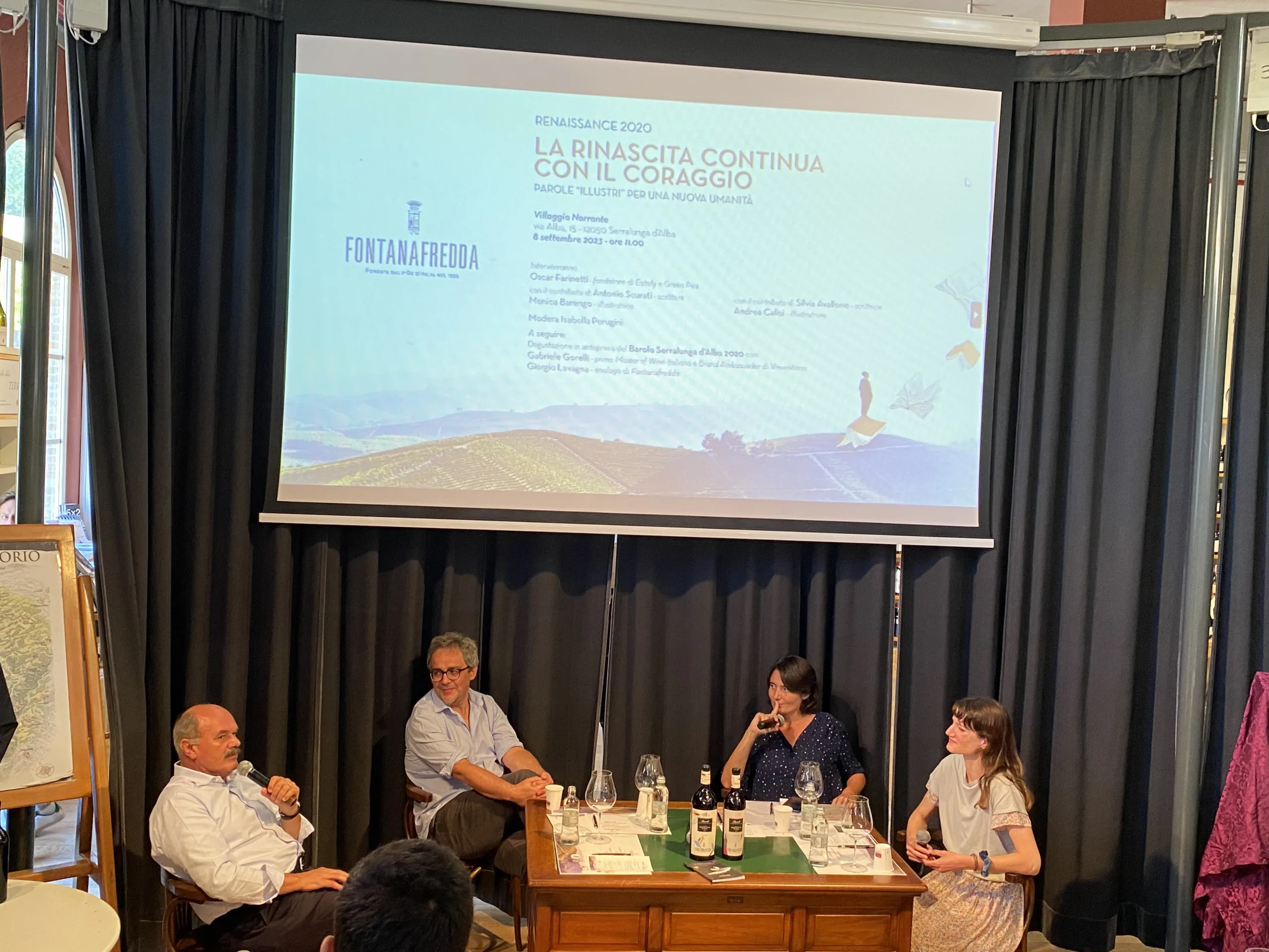 Presentazione-Barolo-del-Comune-di-Serralunga-progetto-Renaissance-annata-2020-Oscar-Farinetti-Andrea-Calisi-Monica-Barengo e Isabella Perugini