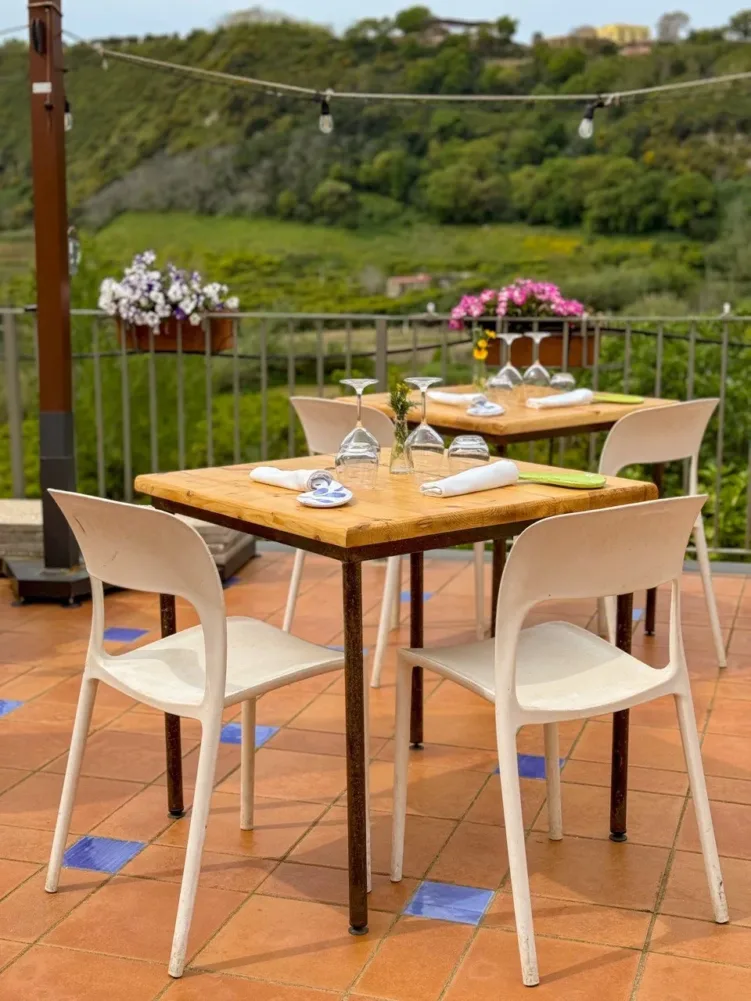 Tavolo in terrazza -Masseria Sardo