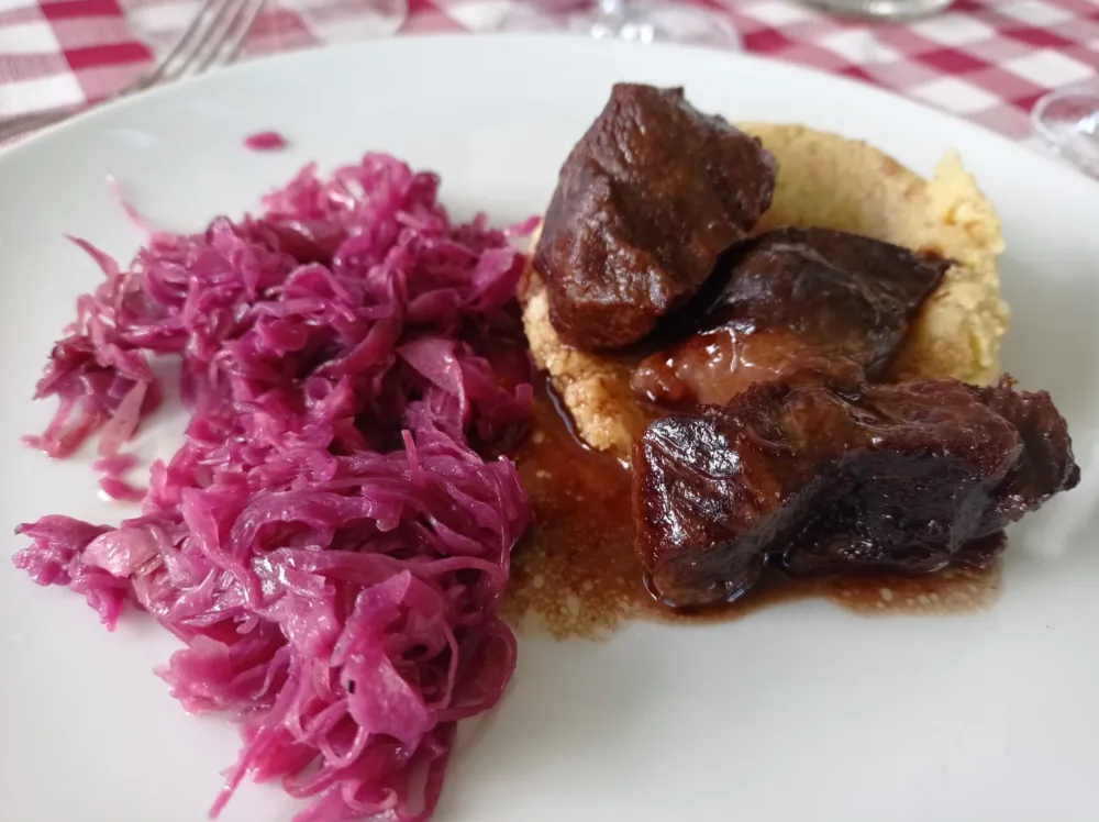 Trattoria Visconti Manzo all'olio con polenta