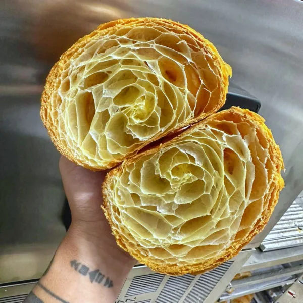 Il Croissant aperto di Antonio Martino, Pensavo Peggio Praia a Mare