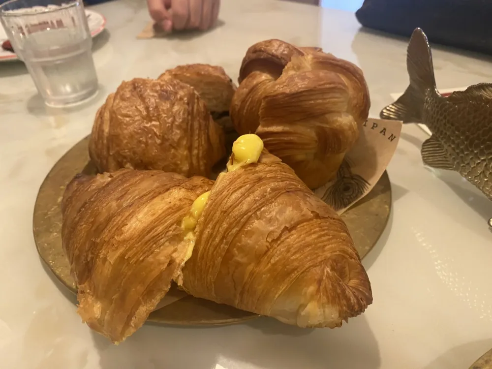 Tulipane - croissant farciti, pain au chocolate e nodino
