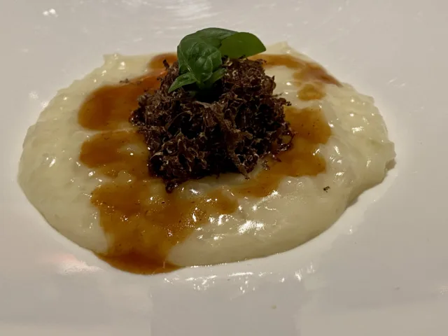 Cipolla-con-tartufo-nero-estivo-e-parmigiano