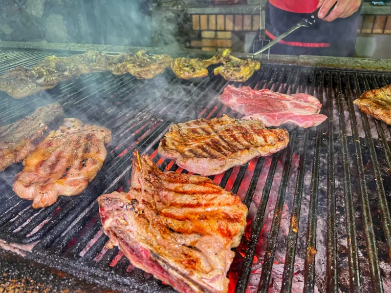 La carne alla griglia di Andrea Belmonte, la Quercia di San Nicola Arcella