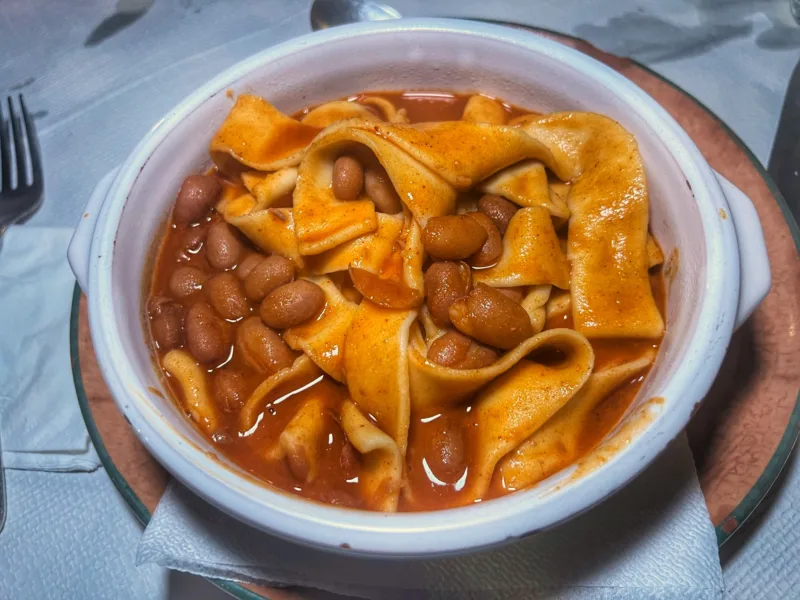 Lagane e ceci alla calabrese. La Quercia di San Nicola Arcella