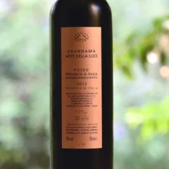 Grandama Arte della Luce Rosso 2012,