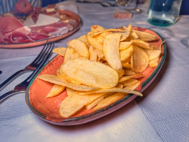 Le patatine artigianali della Sila fritte - La Quercia San Nicola Arcella