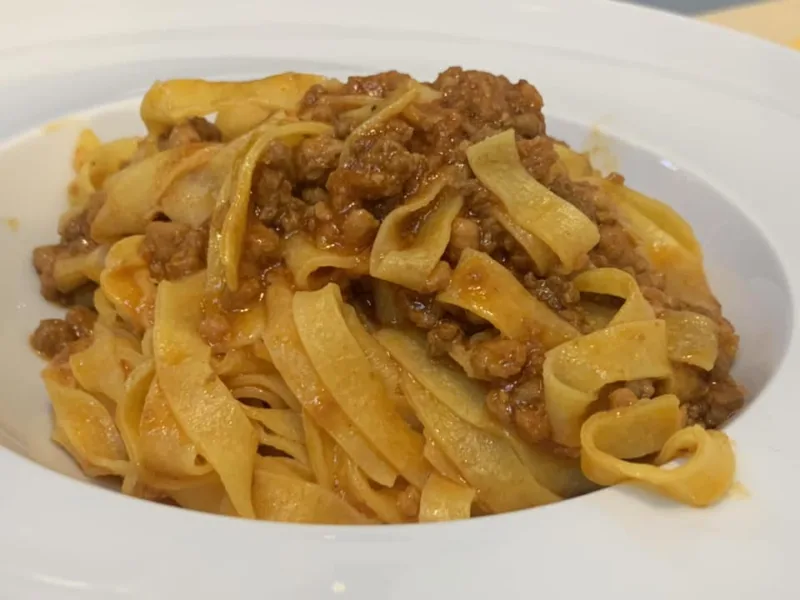 Osteria da Valentino, tagliatelle al ragù