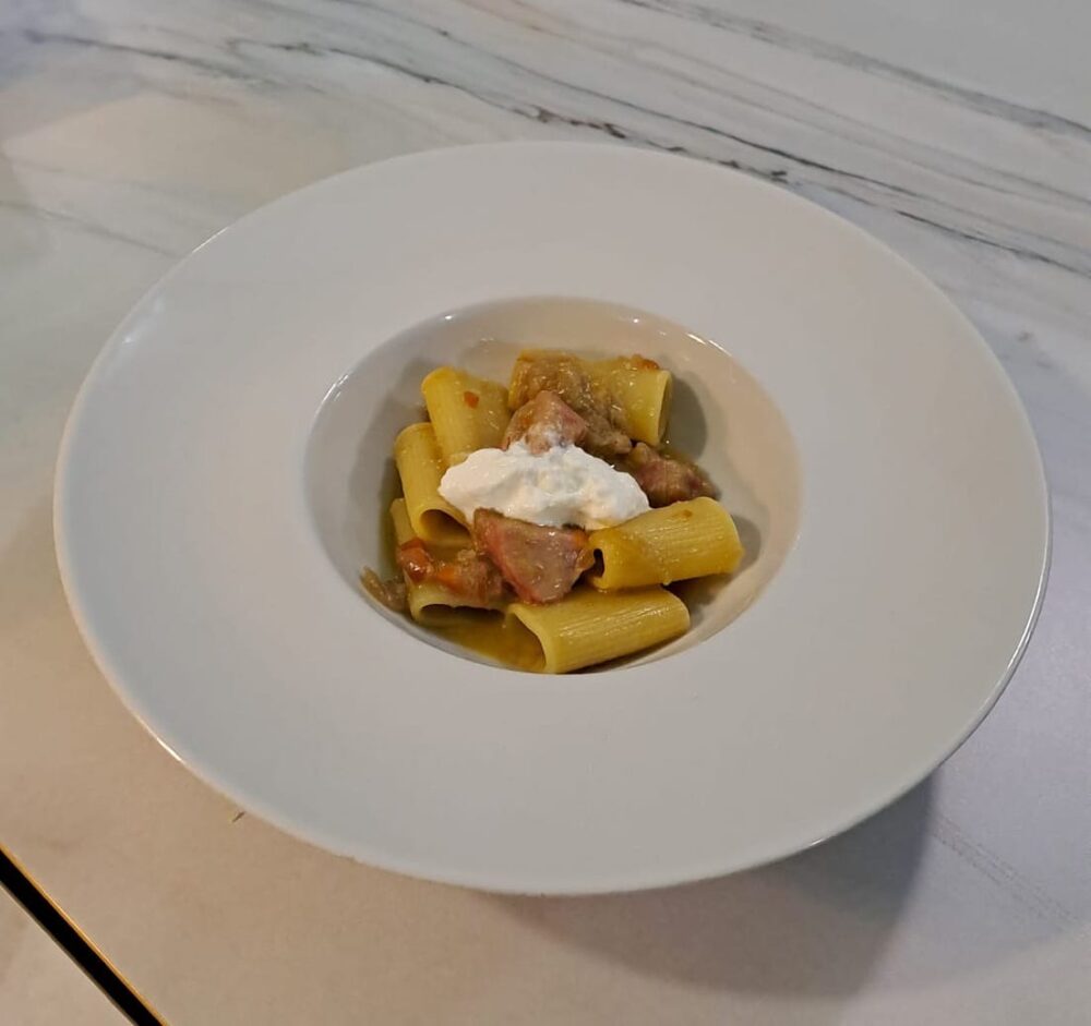 Genovese di tonno e stracciata di bufala