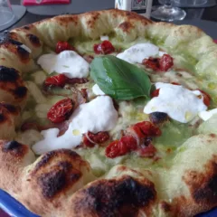 Pizza Donna Enza Pizzeria Napoletana 450 Gradi