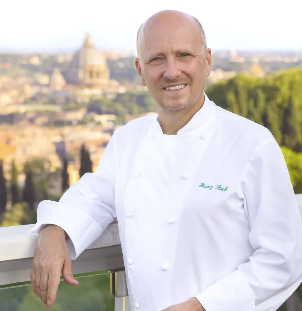 Ritratto Chef Heinz Beck sul terrazzo_ADRIANO TRUSCELLO