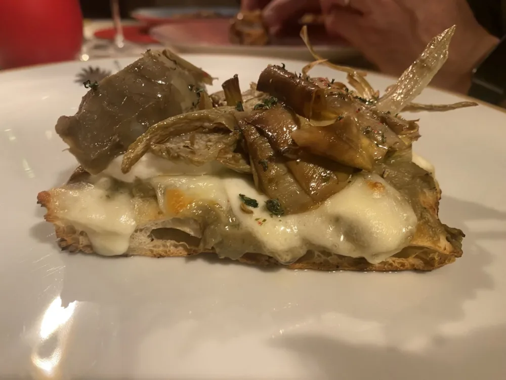 I pani, i pesci, i conigli - la pala di Veccia con carciofi e Fabula di Iaconelli